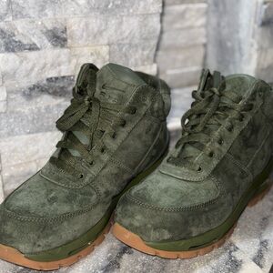 Nike Green and Brown Sneakers with Suede Finish